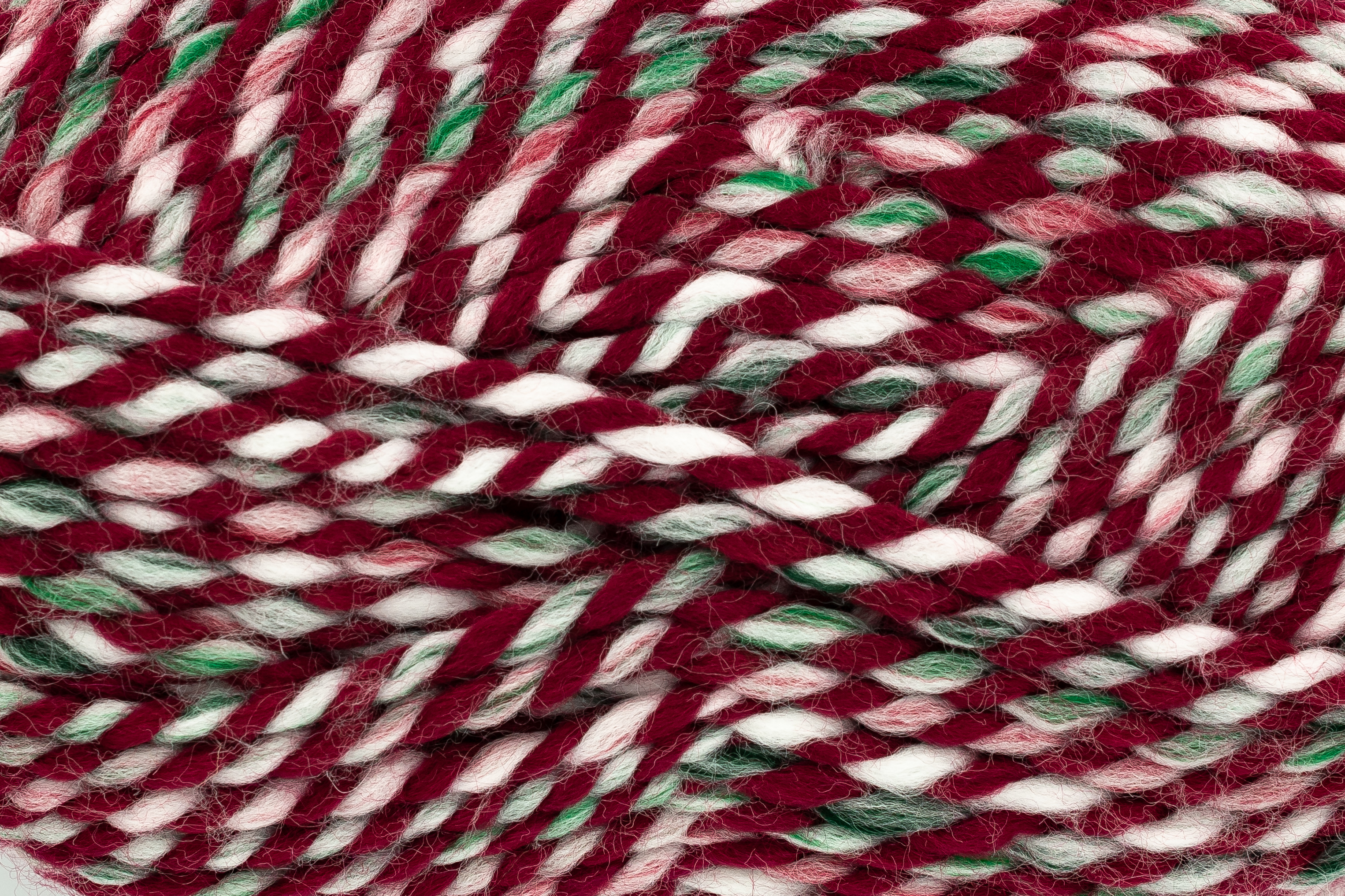 Xmas Super Chunky Yarn 12 x 100g Santa 6101 - Click Image to Close